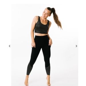 Zyia Leggings